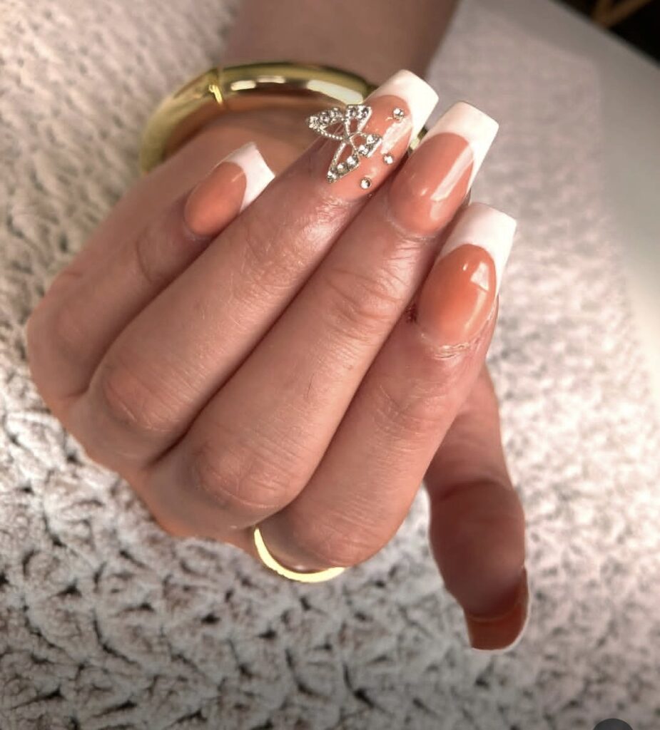 Beach french tips